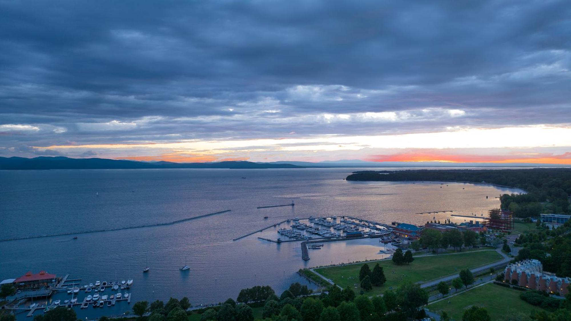 Hotel Champlain Burlington, Curio Collection By Hilton エクステリア 写真